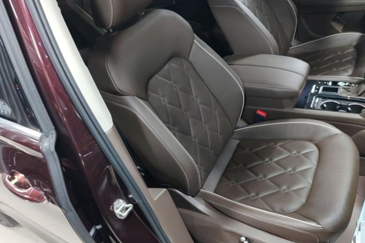 Used Volkswagen Viloran 2020 380TSI Prestige Edition Right Front Seat