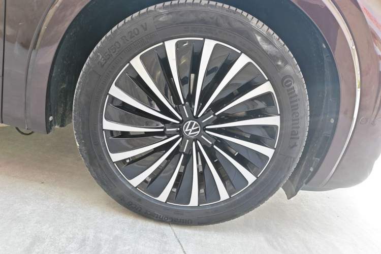Used Volkswagen Viloran 2020 380TSI Flagship Edition Right Front Wheel Hub