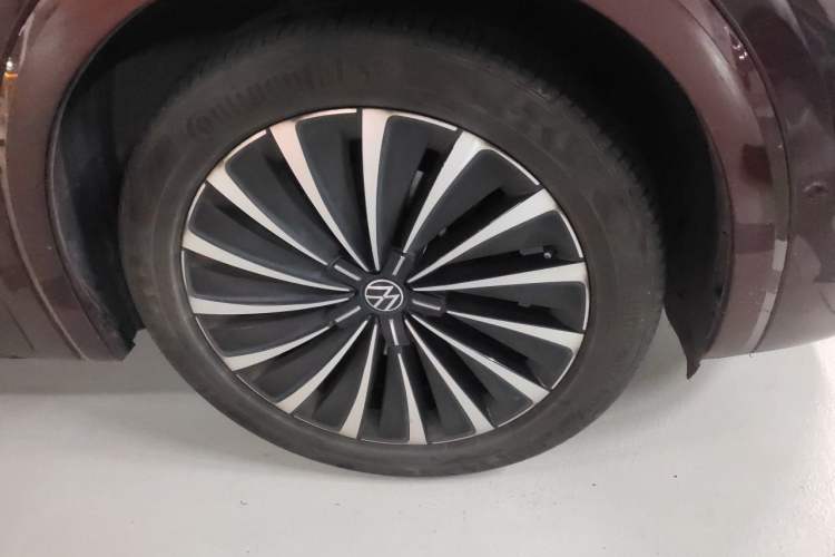 Used Volkswagen Viloran 2020 380TSI Prestige Edition Right Front Wheel Hub