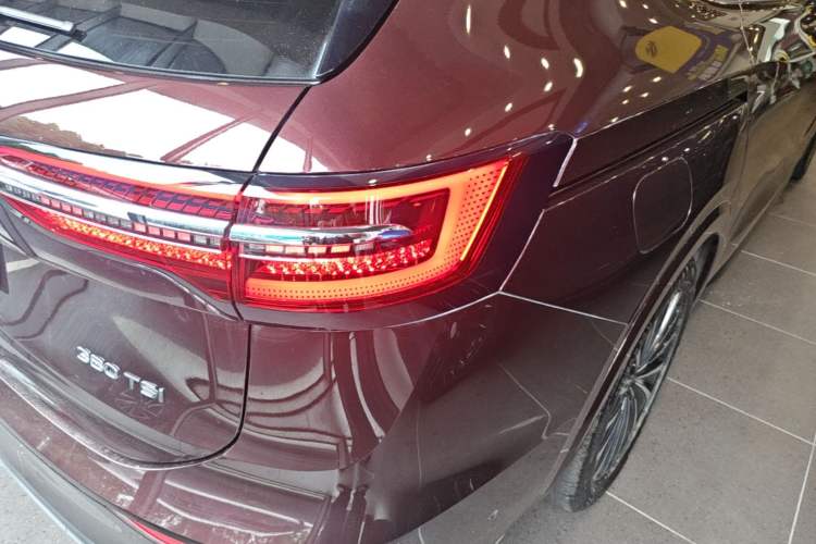Used Volkswagen Viloran 2020 380TSI Prestige Edition Right Rear Taillight