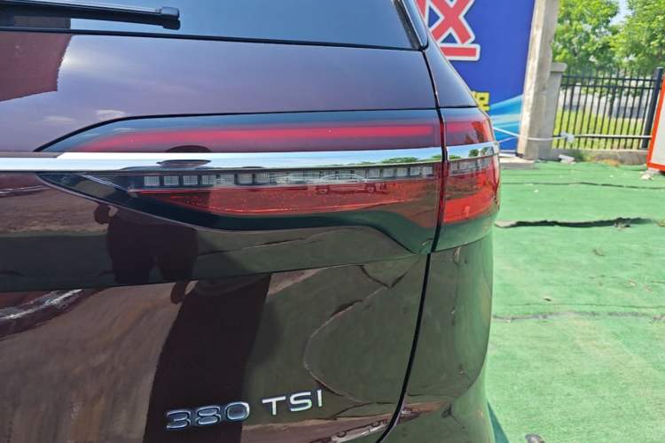 Used Volkswagen Viloran 2020 380TSI Flagship Edition Right Rear Taillight