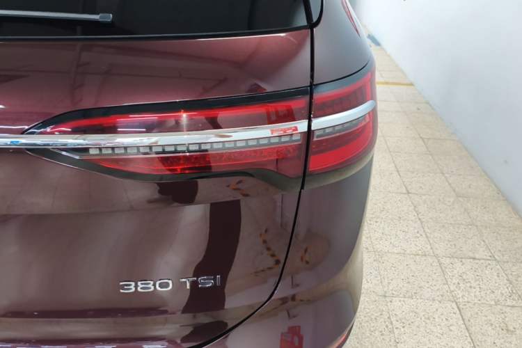 Used Volkswagen Viloran 2020 380TSI Flagship Edition Right Rear Taillight