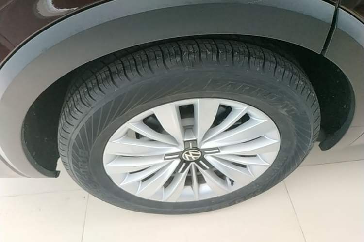 Used Volkswagen Viloran 2020 330TSI Business Edition Right Rear Wheel Hub