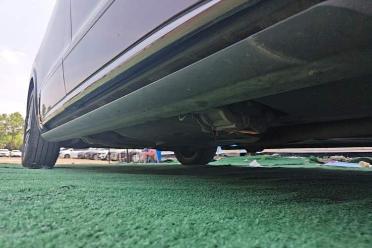 Used Volkswagen Viloran 2020 380TSI Flagship Edition Right Side Sill