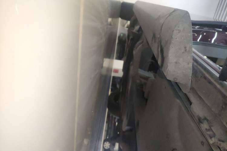 Used Volkswagen Viloran 2020 380TSI Flagship Edition Right Side Sill