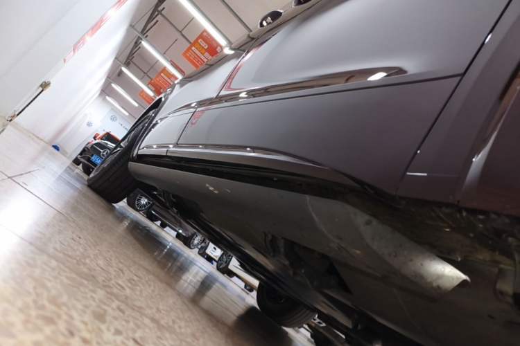 Used Volkswagen Viloran 2020 380TSI Flagship Edition Right Side Sill