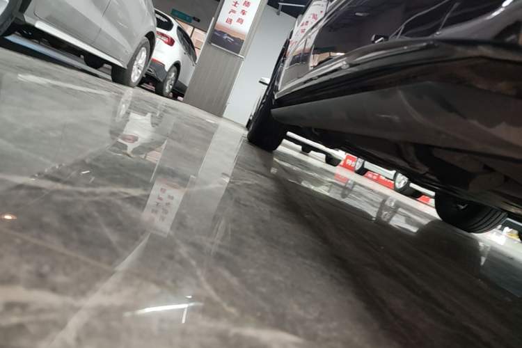 Used Volkswagen Viloran 2020 380TSI Prestige Edition Right Side Sill