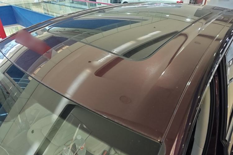 Used Volkswagen Viloran 2020 330TSI Luxury Edition Roof