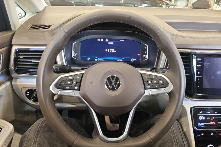Used Volkswagen Viloran 2020 380TSI Prestige Edition Steering Wheel