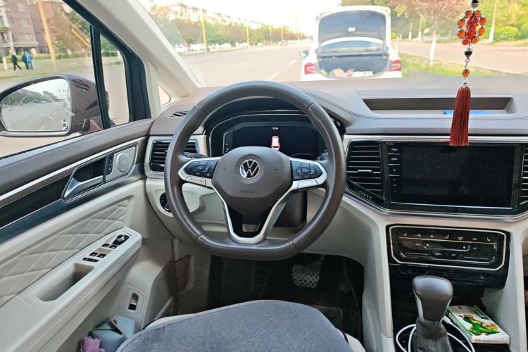 Used Volkswagen Viloran 2020 380TSI Prestige Edition Steering Wheel