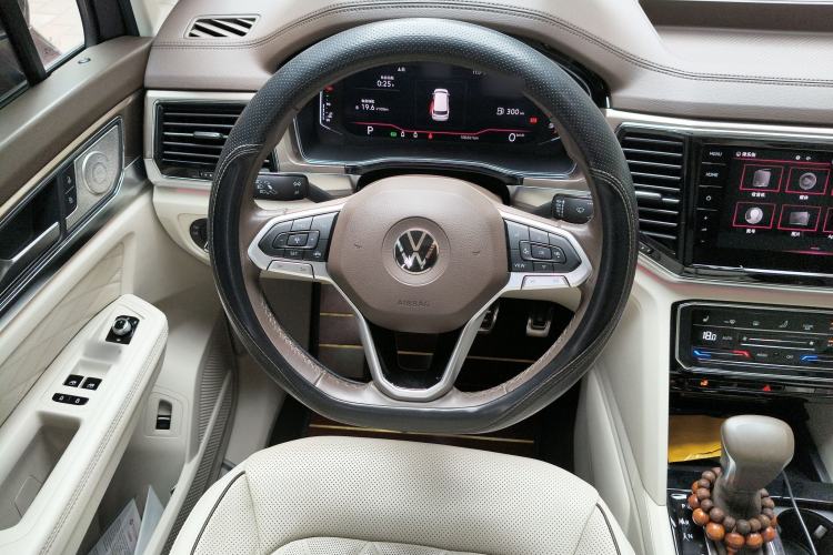 Used Volkswagen Viloran 2020 380TSI Prestige Edition Steering Wheel