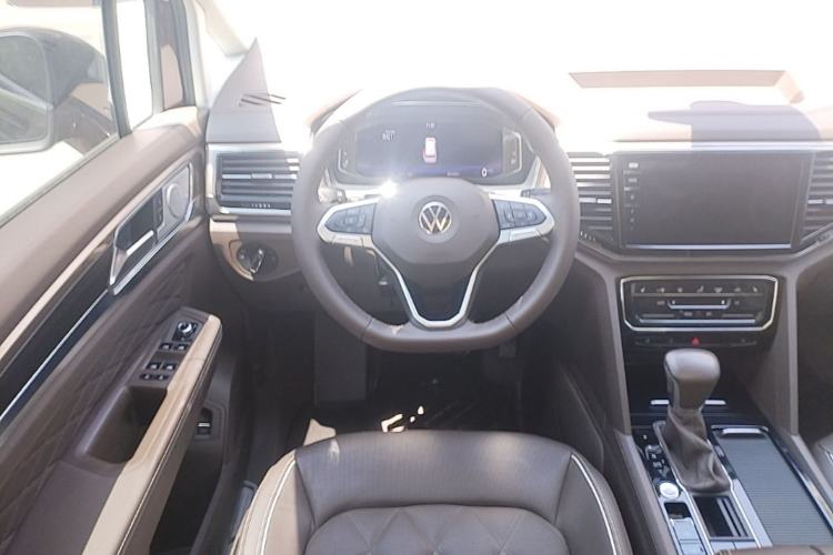 Used Volkswagen Viloran 2020 380TSI Prestige Edition Steering Wheel