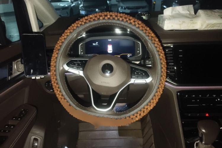 Used Volkswagen Viloran 2020 330TSI Luxury Edition Steering Wheel