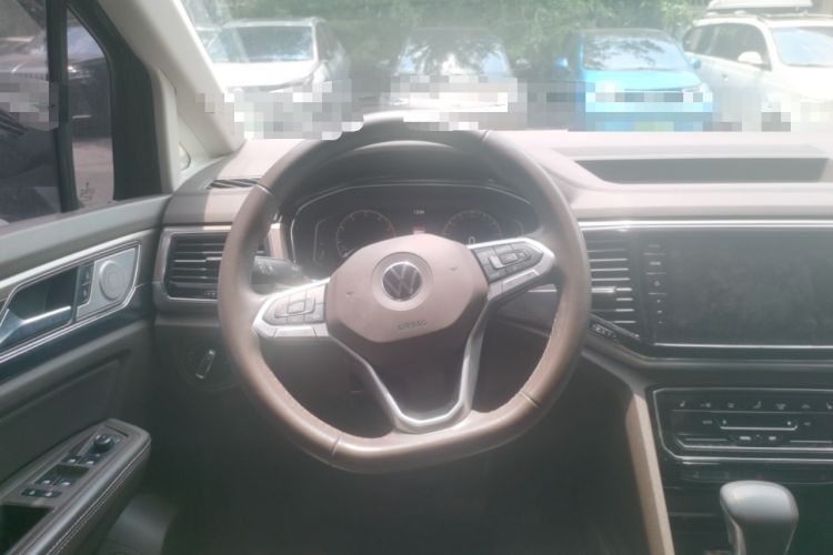 Used Volkswagen Viloran 2020 330TSI Luxury Edition Steering Wheel