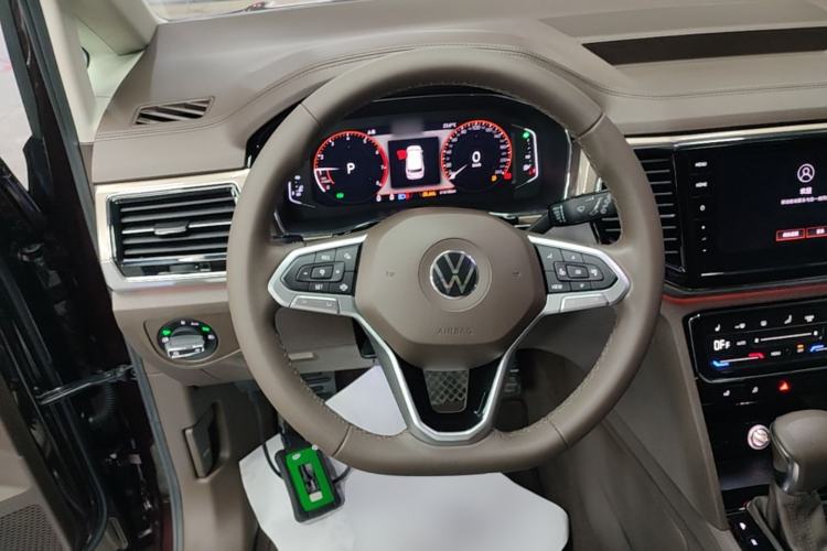 Used Volkswagen Viloran 2020 380TSI Prestige Edition Steering Wheel