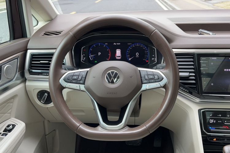 Used Volkswagen Viloran 2020 380TSI Prestige Edition Steering Wheel