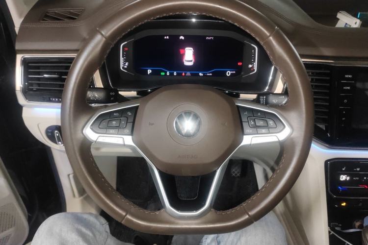 Used Volkswagen Viloran 2020 380TSI Prestige Edition Steering Wheel