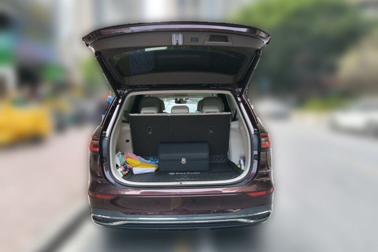 Used Volkswagen Viloran 2020 380TSI Prestige Edition Trunk