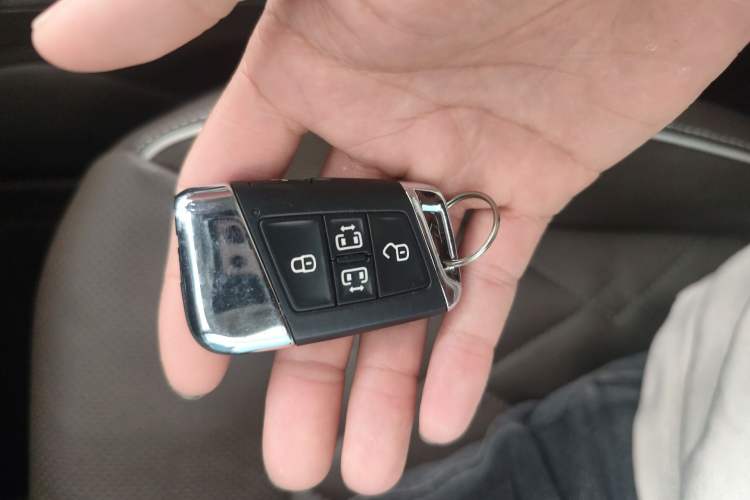 Used Volkswagen Viloran 2020 380TSI Prestige Edition Vehicle Key