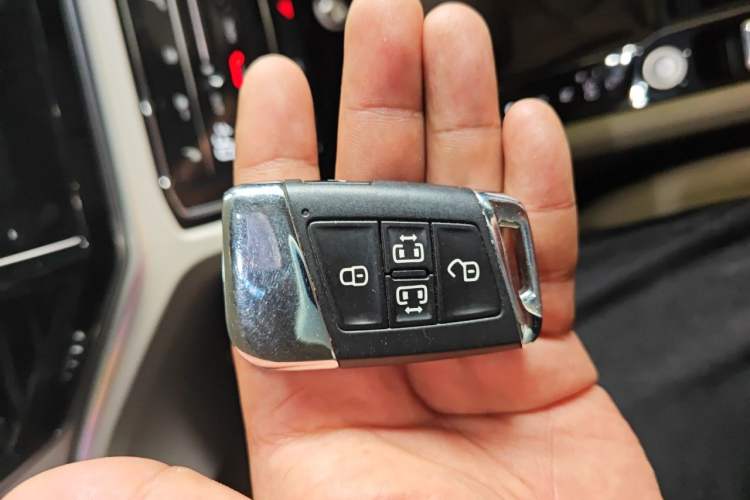 Used Volkswagen Viloran 2020 330TSI Luxury Edition Vehicle Key