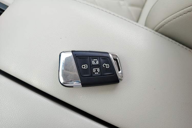 Used Volkswagen Viloran 2020 380TSI Prestige Edition Vehicle Key