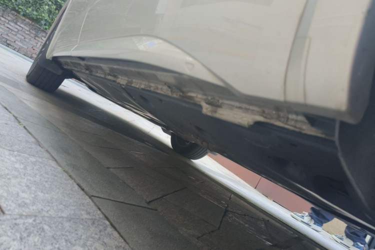 Used Volkswagen Viloran 2020 380TSI Prestige Edition Chassis Rear Left