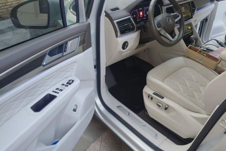Used Volkswagen Viloran 2020 380TSI Prestige Edition Driver Seat