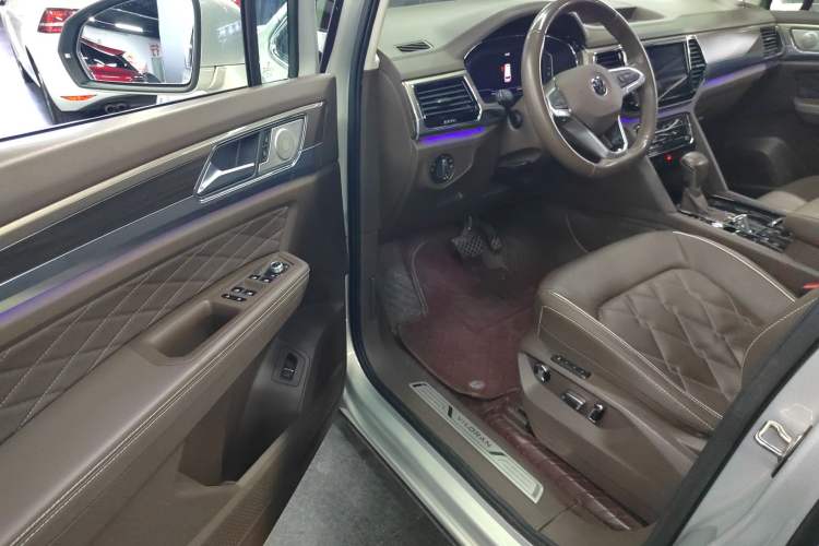 Used Volkswagen Viloran 2020 380TSI Prestige Edition Driver Seat