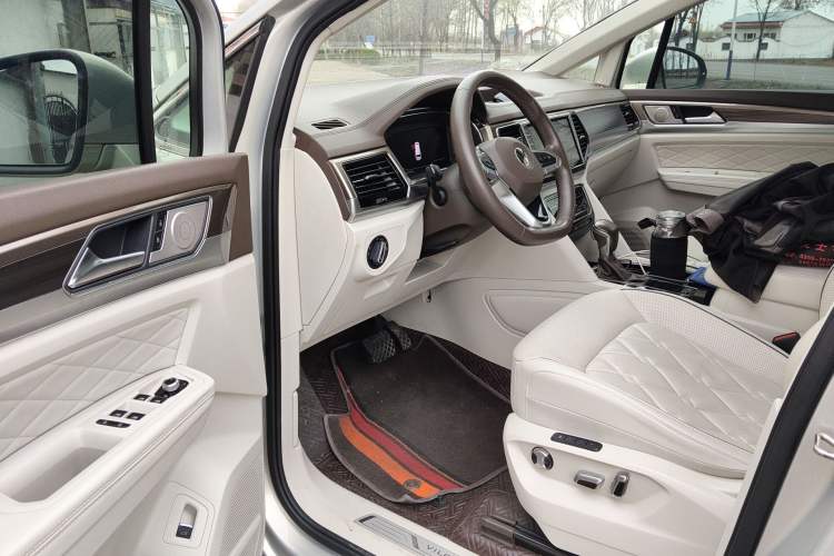 Used Volkswagen Viloran 2020 380TSI Prestige Edition Driver Seat