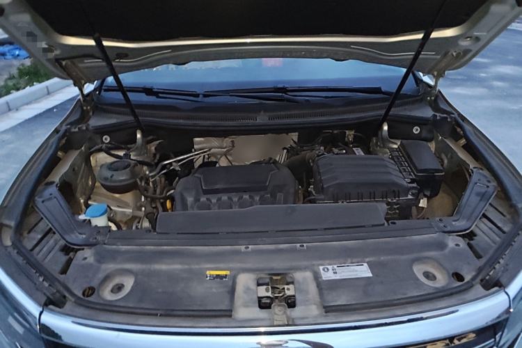 Used Volkswagen Viloran 2020 330TSI Luxury Edition Engine Bay