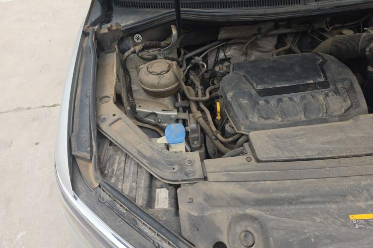 Used Volkswagen Viloran 2020 380TSI Prestige Edition Engine Bay Right