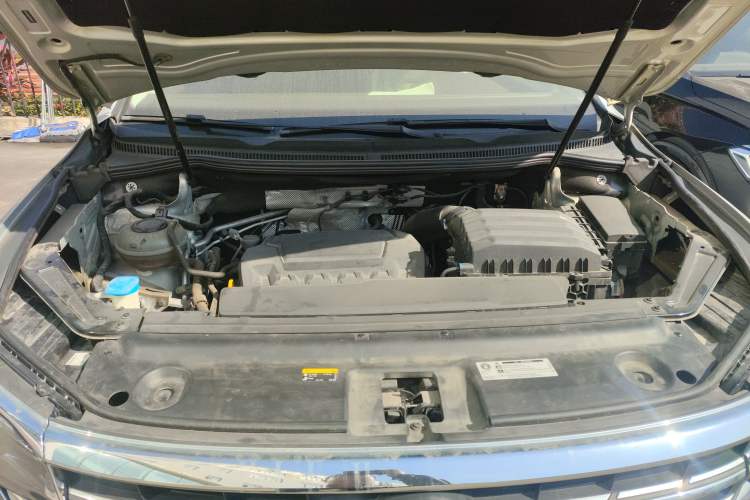 Used Volkswagen Viloran 2020 380TSI Prestige Edition Engine Bay