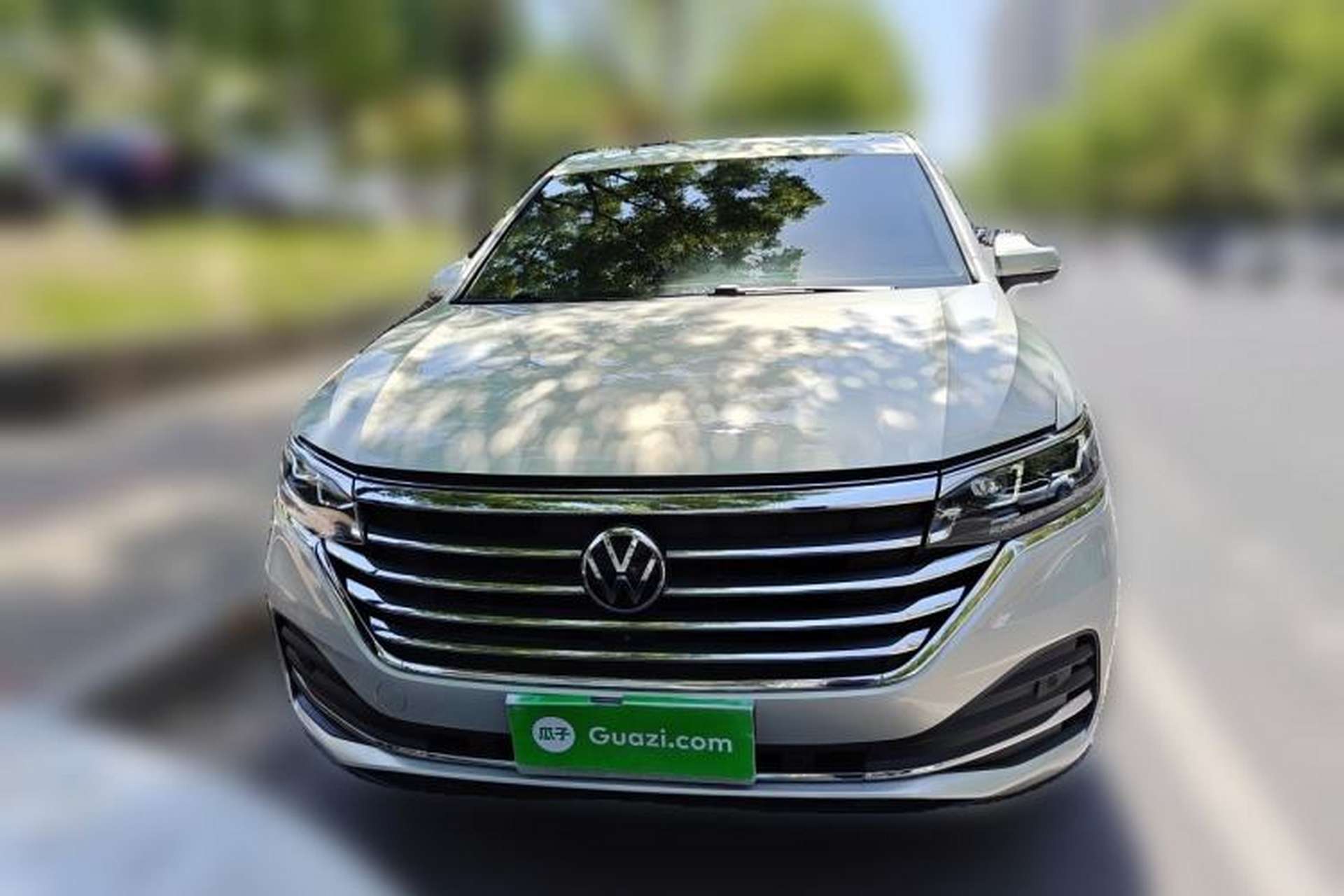 Used Volkswagen Viloran 2020 330TSI Luxury Edition Front