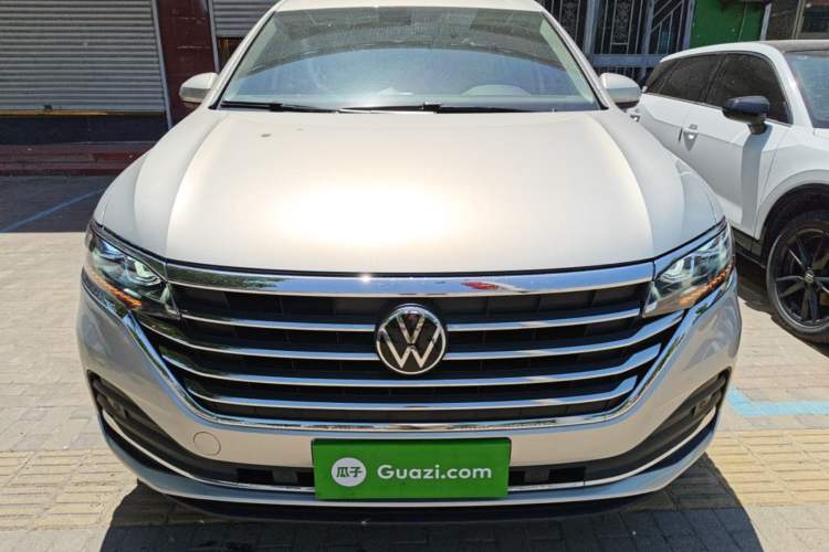 Used Volkswagen Viloran 2020 330TSI Luxury Edition Front