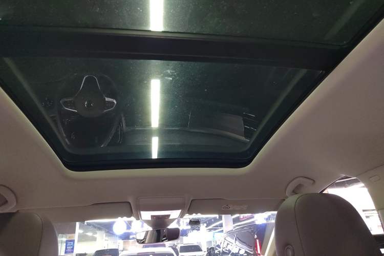 Used Volkswagen Viloran 2020 380TSI Prestige Edition Headliner