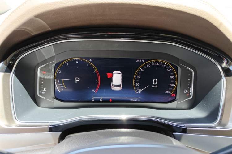 Used Volkswagen Viloran 2020 330TSI Luxury Edition Instrument Cluster