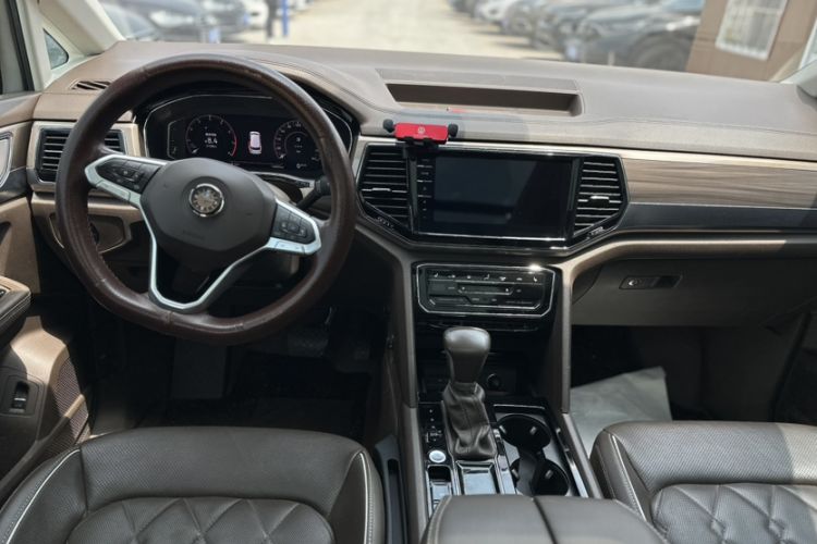 Used Volkswagen Viloran 2020 380TSI Prestige Edition Interior 2
