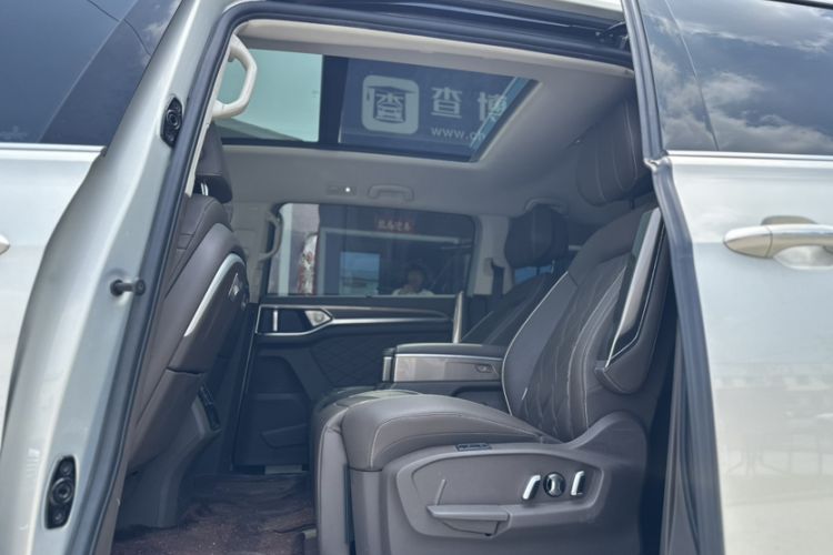 Used Volkswagen Viloran 2020 380TSI Prestige Edition Interior 3