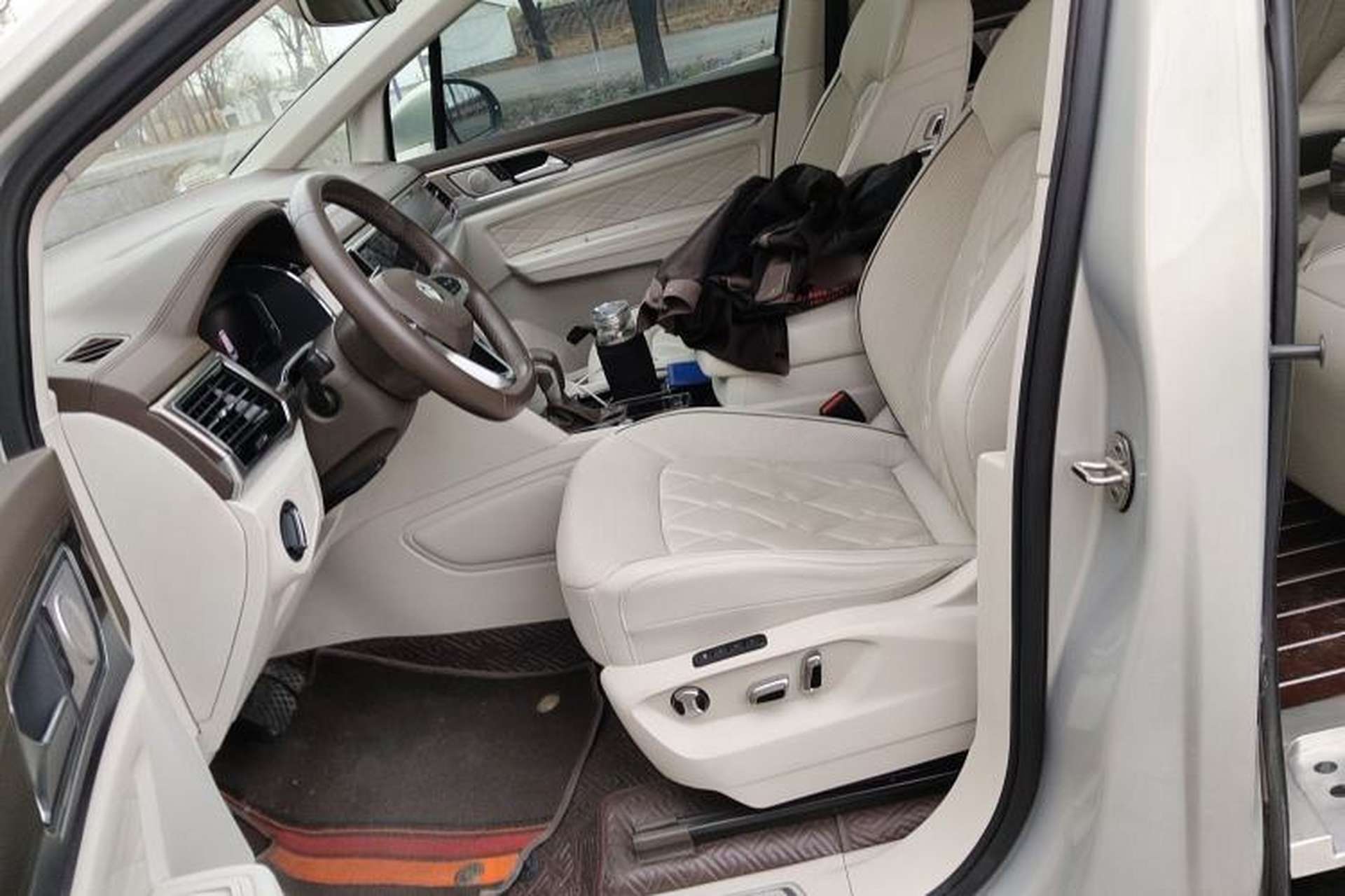 Used Volkswagen Viloran 2020 380TSI Prestige Edition Left Front Seat