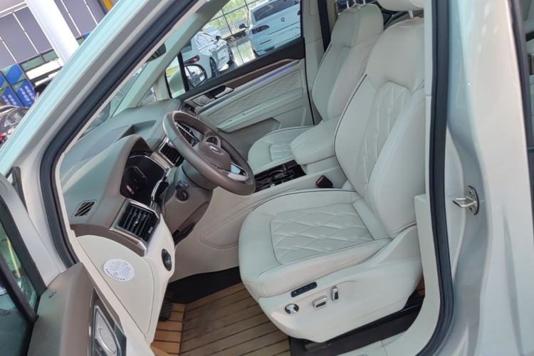 Used Volkswagen Viloran 2020 380TSI Prestige Edition Left Front Seat