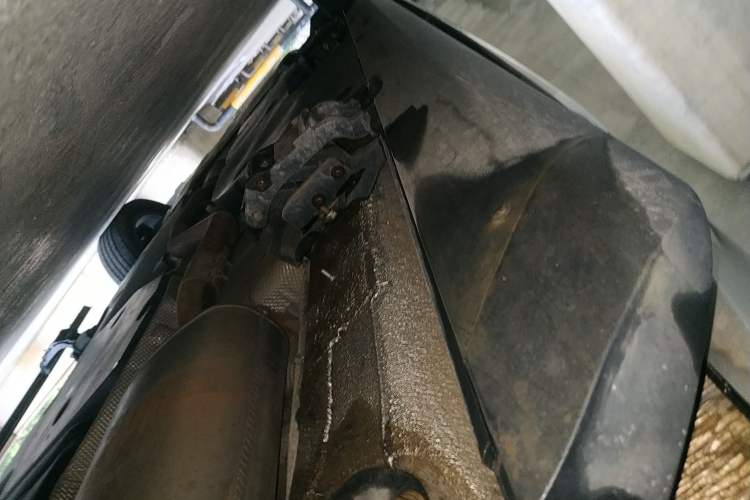 Used Volkswagen Viloran 2020 330TSI Luxury Edition Left Side Sill