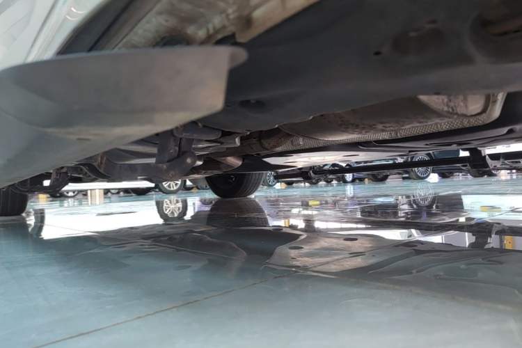 Used Volkswagen Viloran 2020 380TSI Prestige Edition Left Side Sill
