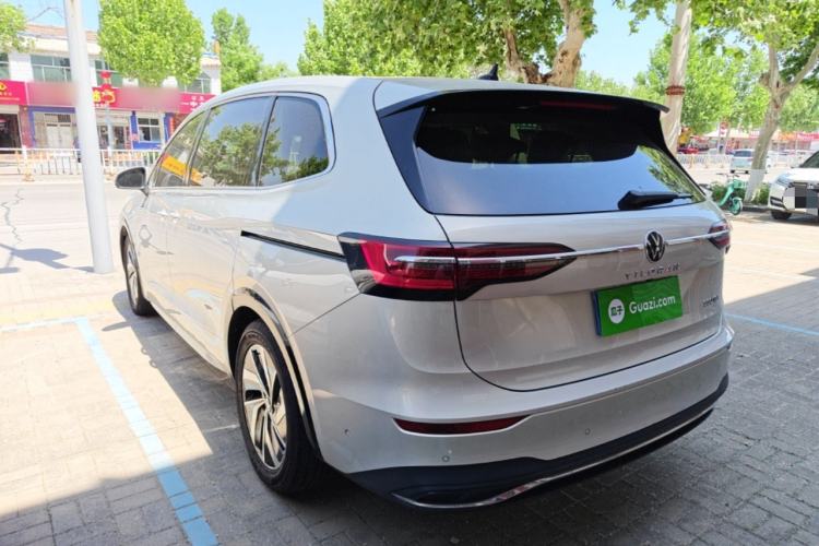 Used Volkswagen Viloran 2020 330TSI Luxury Edition Rear Left 45 Deg