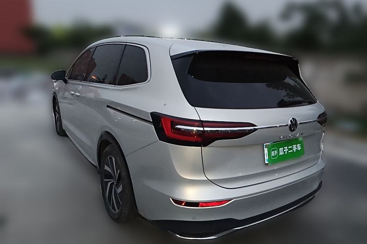 Used Volkswagen Viloran 2020 330TSI Luxury Edition Rear Left 45 Deg