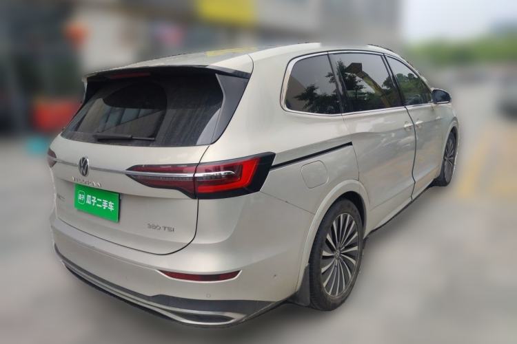 Used Volkswagen Viloran 2020 380TSI Prestige Edition Rear Right 45 Deg
