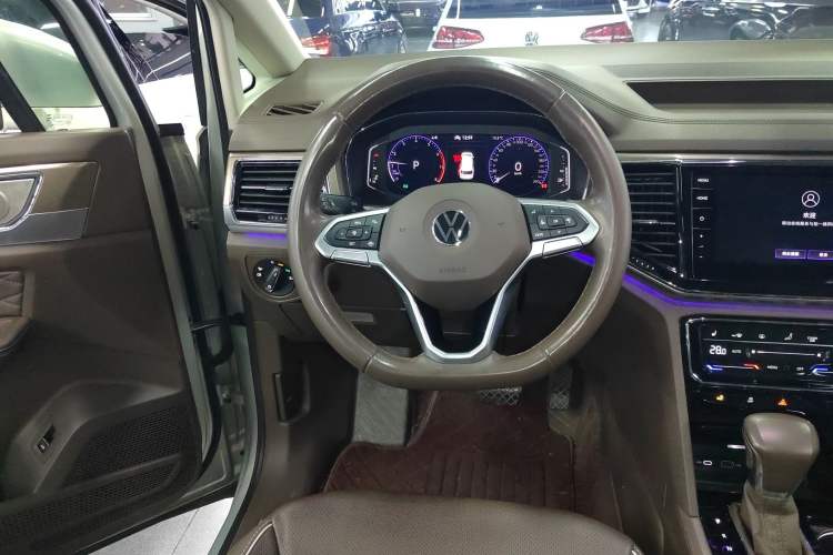 Used Volkswagen Viloran 2020 380TSI Prestige Edition Steering Wheel