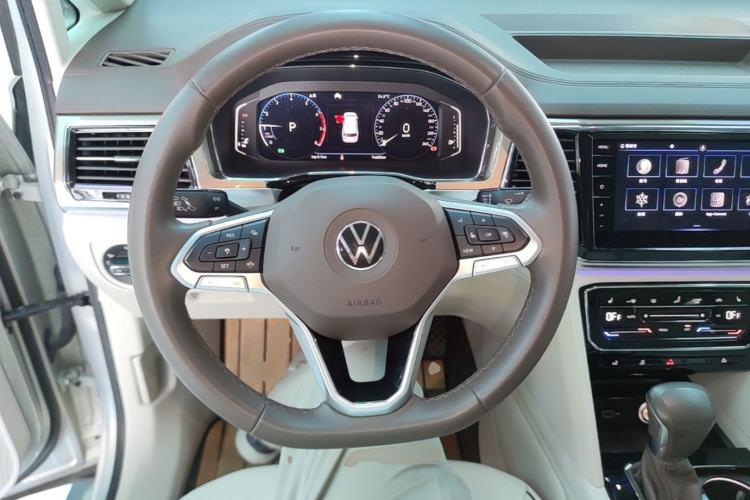 Used Volkswagen Viloran 2020 380TSI Prestige Edition Steering Wheel