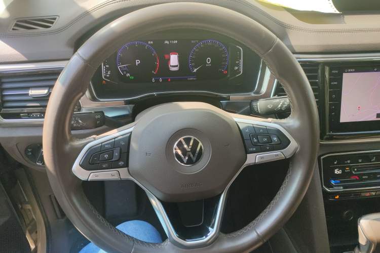 Used Volkswagen Viloran 2020 380TSI Prestige Edition Steering Wheel