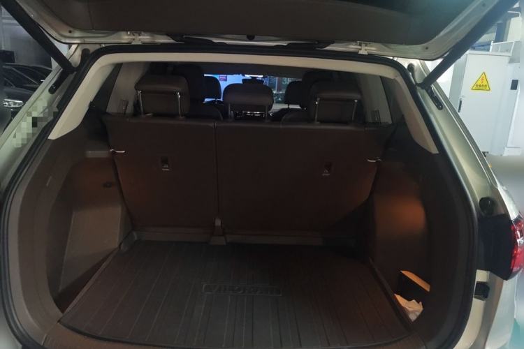 Used Volkswagen Viloran 2020 330TSI Luxury Edition Trunk