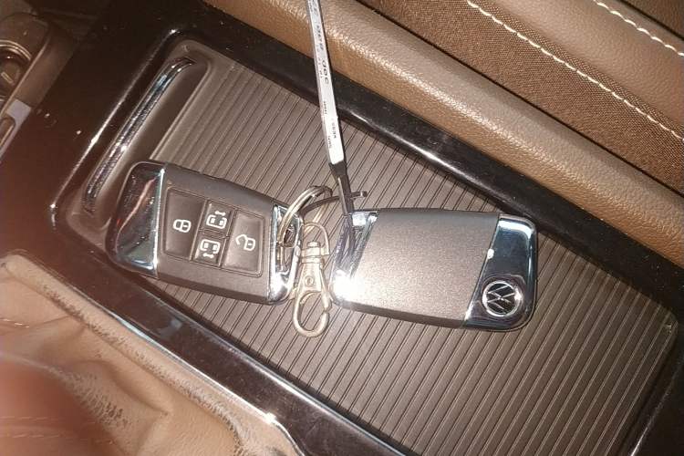Used Volkswagen Viloran 2020 330TSI Luxury Edition Vehicle Key